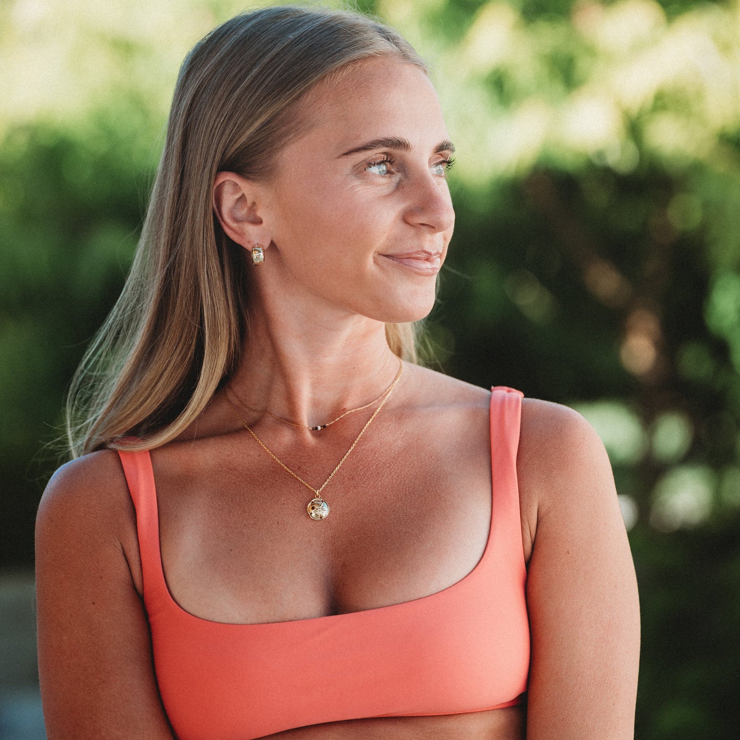 Radiant Gold Sand Dollar Necklace Set